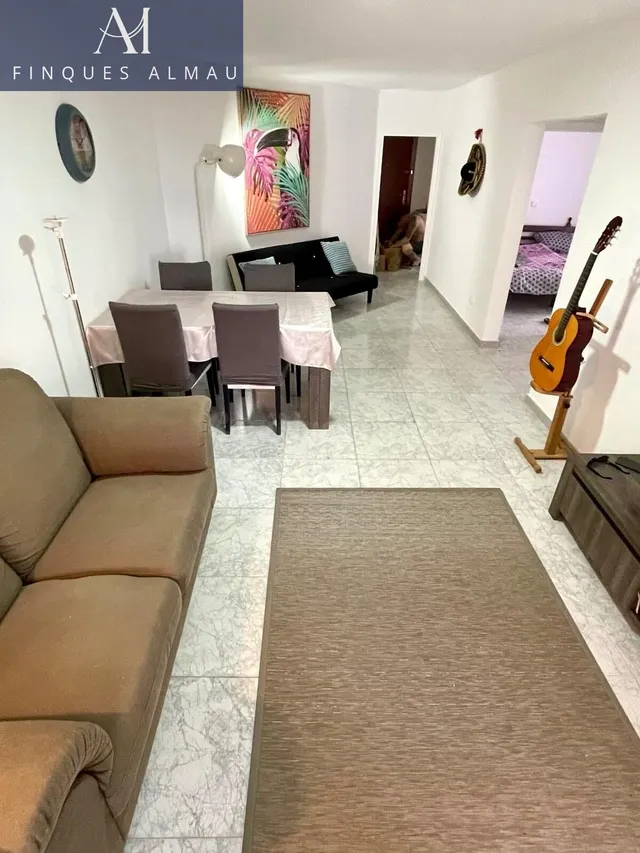 EN VENTA PISO EN PRIMERA LINEA DEL MAR - foto 5