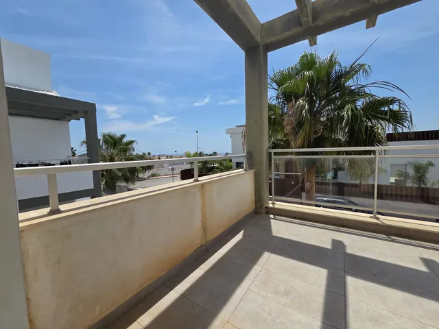 CASA ADOSADA ESTILO MODERNO EN LA MEJOR ZONA DE PUNTA PRIMA — 22