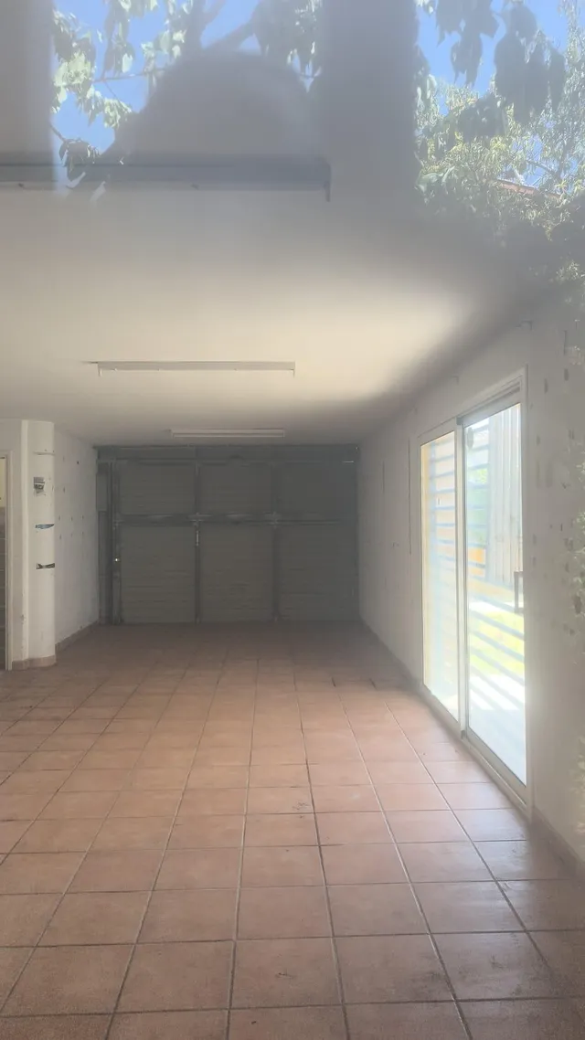 CASA UNIFAMILIAR CON GARAJE EN LA URBANIZACIÓN GRANJA DE MONTGRÍ — 14