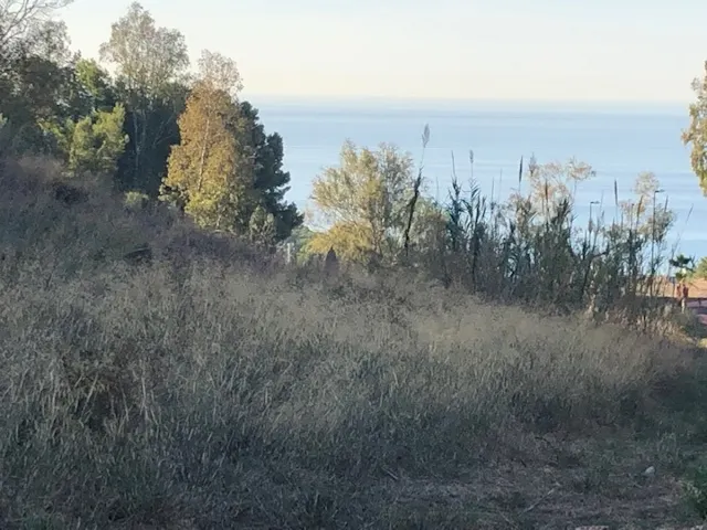 se venden parcelas urbanas en una exclusiva urbanizacion en benalmadena — 6
