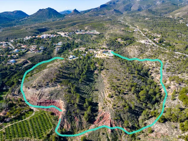 Terrer Roch – Terreno rústico con vistas panorámicas en La Nucía (91.061 m2) — 4