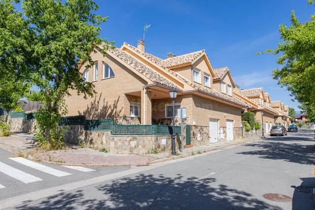 CHALET para entrar a vivir, hogar ideal para tu familia y ro