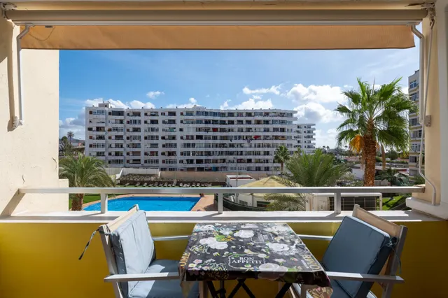 Atractivo apartamento en una ubicación céntrica de Playa del Inglés – con vistas a la piscina — 17