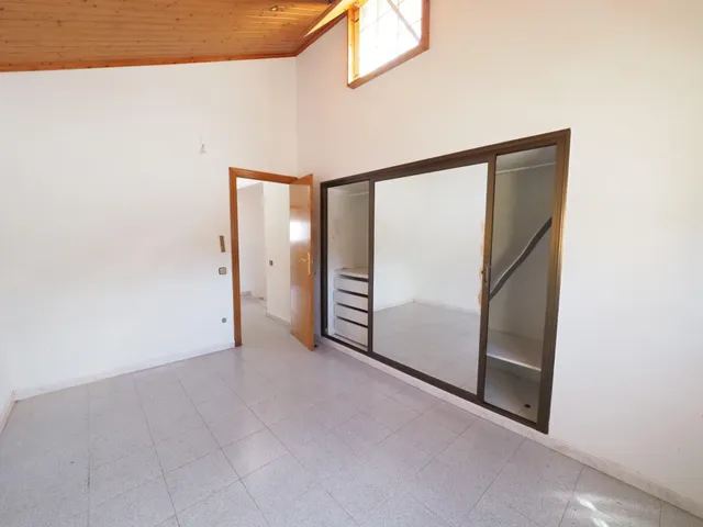 SE VENDE CASA INDEPENDIENTE EN OLESA DE BONESVALLS — 22