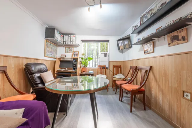CHALET CON PISCINA Y JARDÍN A SOLO 10 MINUTOS DE GRANADA — 45