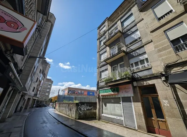 En venta edificio con 4 viviendas y bajo en la calle Extrema - foto 5