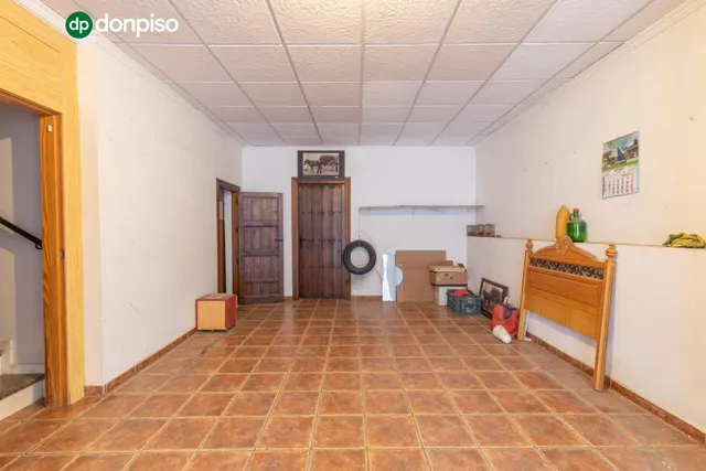 Casa adosada con terraza, vistas a Granada y Sierra Nevada, garaje y sótano — 40