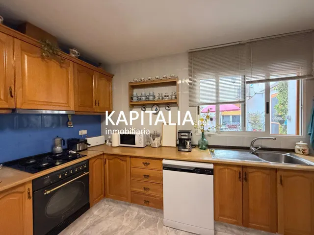 Casa de pueblo con jardin privado en Benialfaqui — 19
