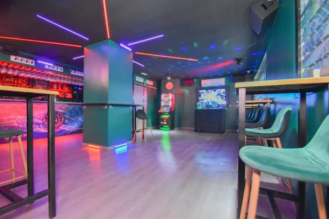 Pub en pleno centro de Granada ¿Eres un emprendedor apasionado por la hostelería? — 10