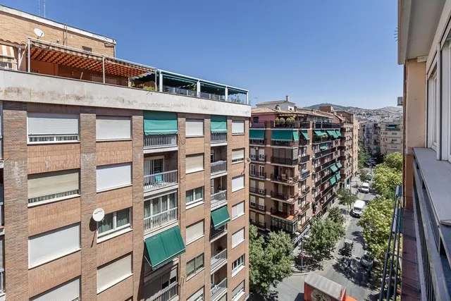 Piso reformado con terraza en Obispo Hurtado — 22
