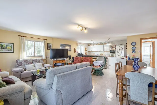 Chalet independiente con muchas posibilidades en Gojar. — 27