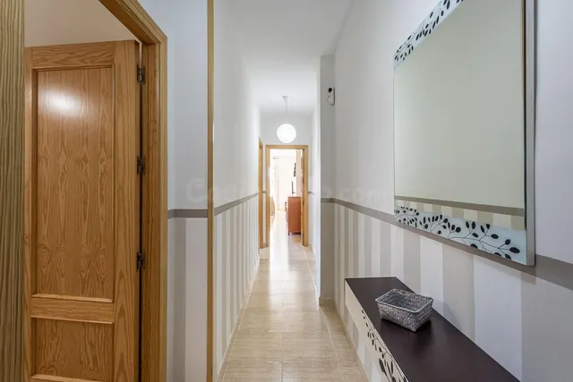 Piso en venta en Santa Fe con garaje y terraza. - foto 3