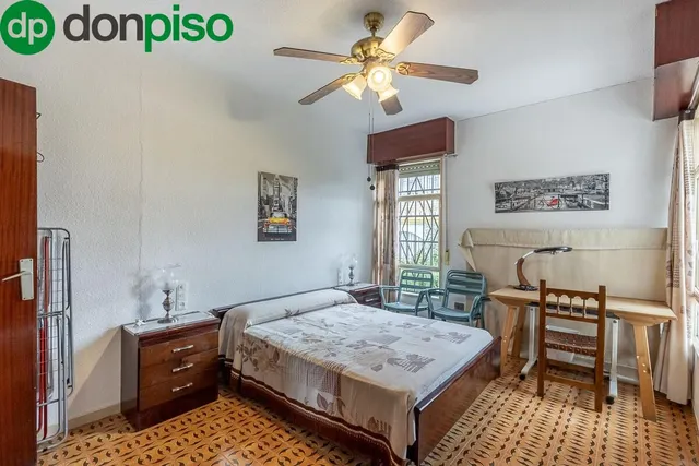 Gran casa con parcela y piscina en Cájar — 15