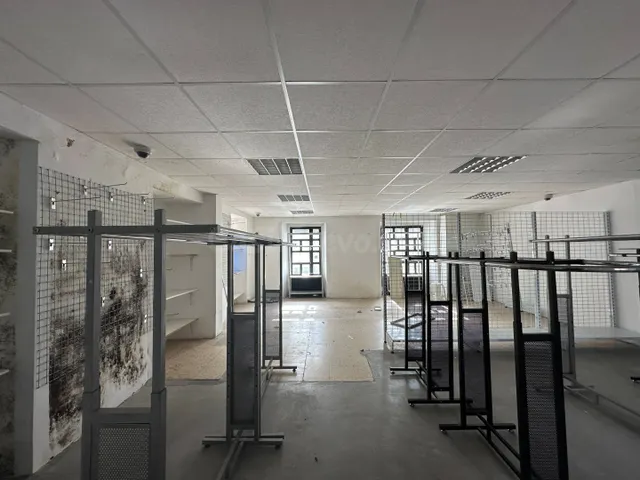 Oportunidad en el centro de Becerreá: Edificio + Casa tradicional con gran local — 16