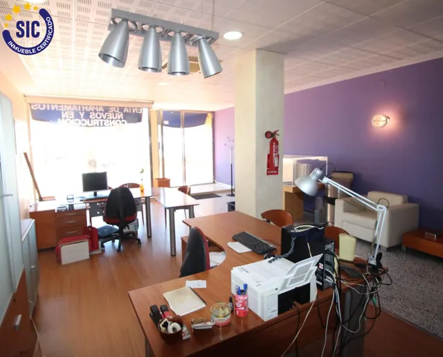 Local comercial actualmente oficina muy bonita en 1ª línea de la playa de Morro de Gos — 20