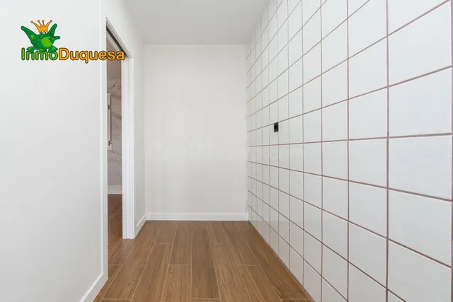 Casa con dimensiones de CHALET en Alfacar, 7 dorm. REFORMA RECIENTE (Sin terminar). — 26