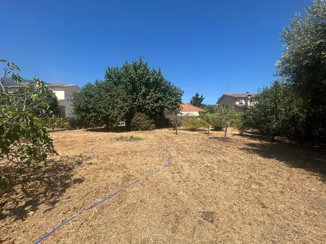 Magnifica casa con terreno en privilegiada urbanización — 42