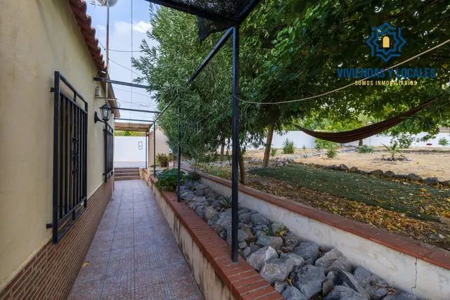Casa 2 habitaciones 68m² en venta - Otura — 23