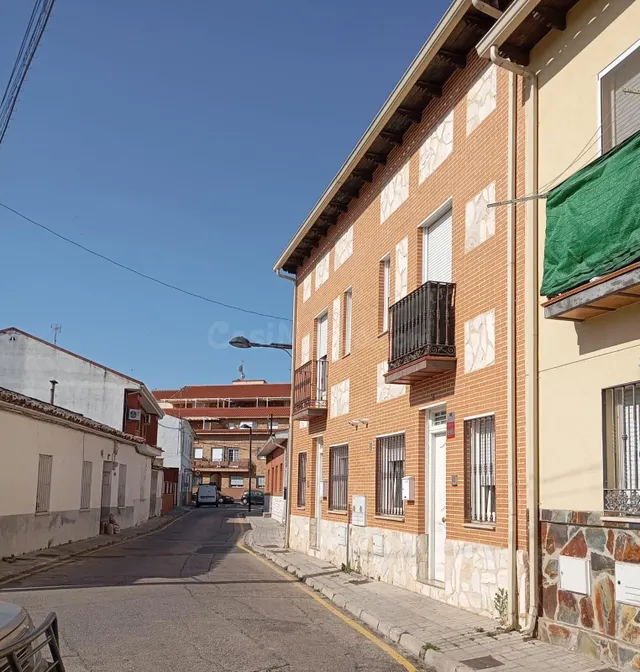 EL CHALET QUE YA NO SE CONSTRUYE: 5 NIVELES, ESPACIOS INFINI