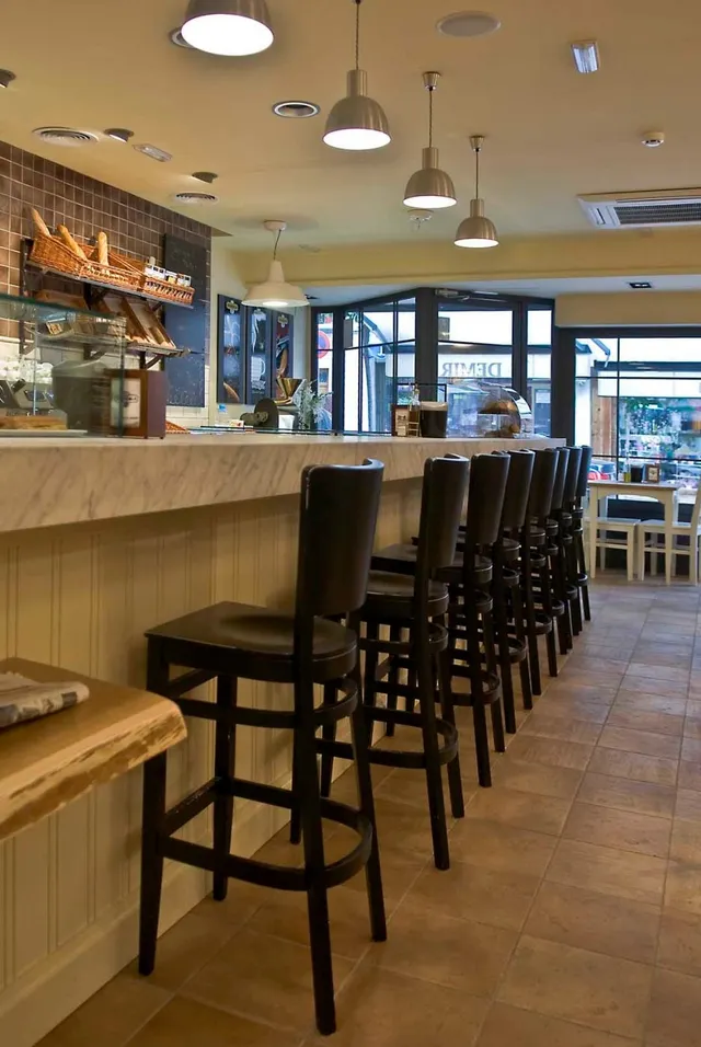 NEGOCIO CAFETERÍA EN LANJARÓN — 12
