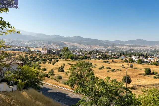 Solar con proyecto en una de las mejores zonas de Granada — 13