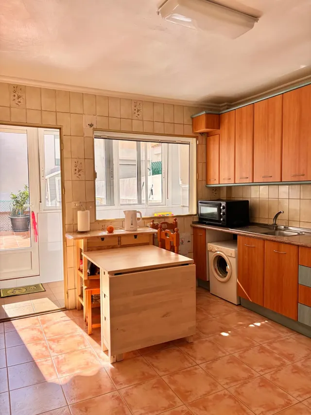 Amplia vivienda con garaje a 500 metros del mar – San Pedro  - foto 5