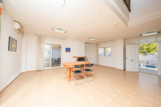 Chalet en urbanización en Aspe - foto 4