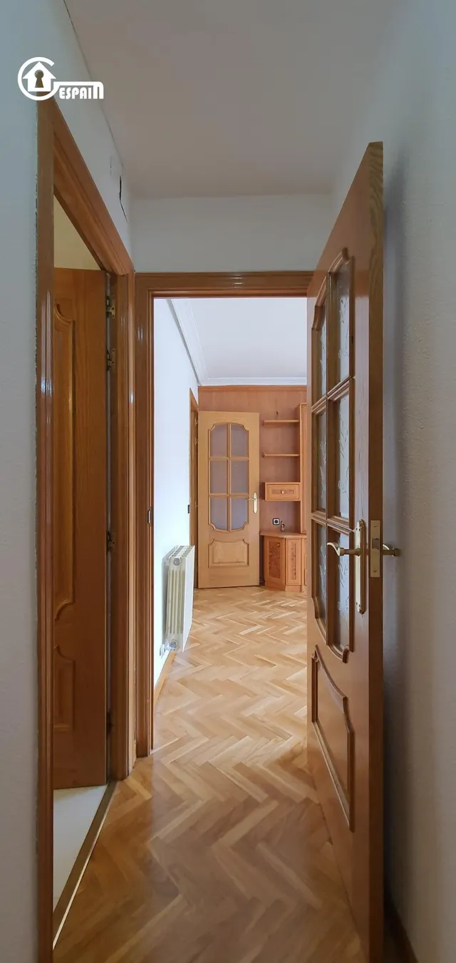 Grupo GESPAIN ACTIVIDADES INMOBILIARIAS promociona piso en venta de 3 habitaciones en zona LAS ÁGUILAS-PARQUE EUROPA — 36