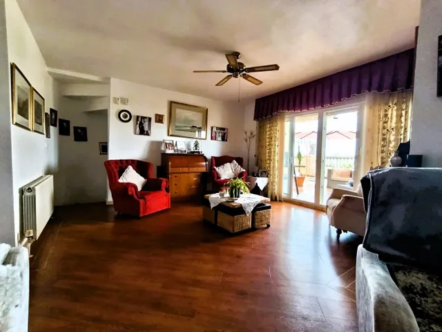 Villa 4 habitaciones 214m² en venta - Las Ramblas — 28