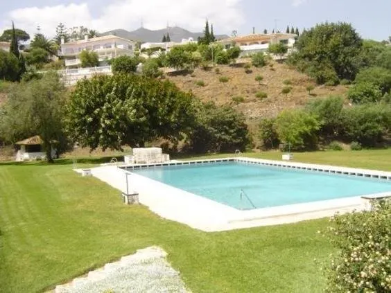 Villa reformada en zona baja de Torremuelle, Benalmádena — 38