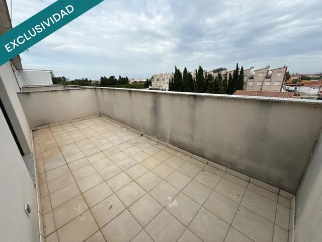 ADOSADO EN CAMI CATALANS-PLAYA — 32