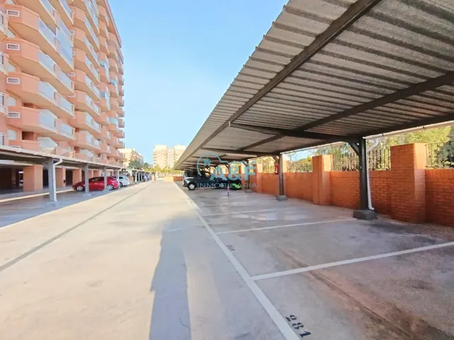 AYF VENDE GARAJE EN EDIFICIO PLAYA DORADA — 3