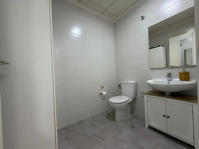 Local comercial 1 habitación 63m² en venta - La Regia — 6