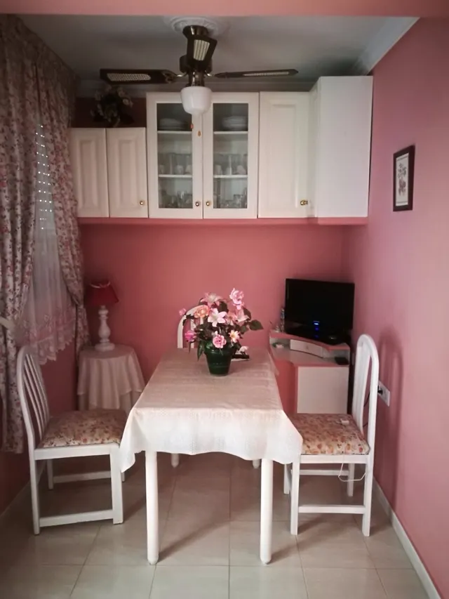 Piso Zona La Costilla — 16
