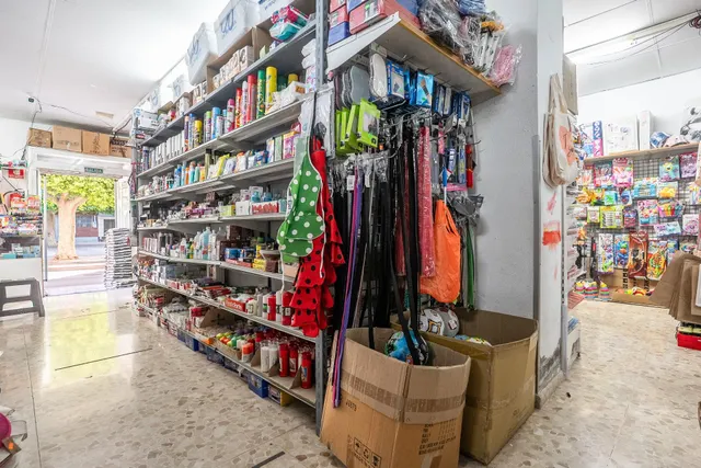 HUERCAL ALMERIA - PUEBLO: LOCAL COMERCIAL CON ALMACEN/COCHERA — 18