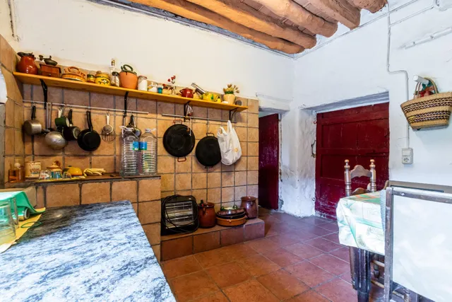 MASIA L'ILLA — 14