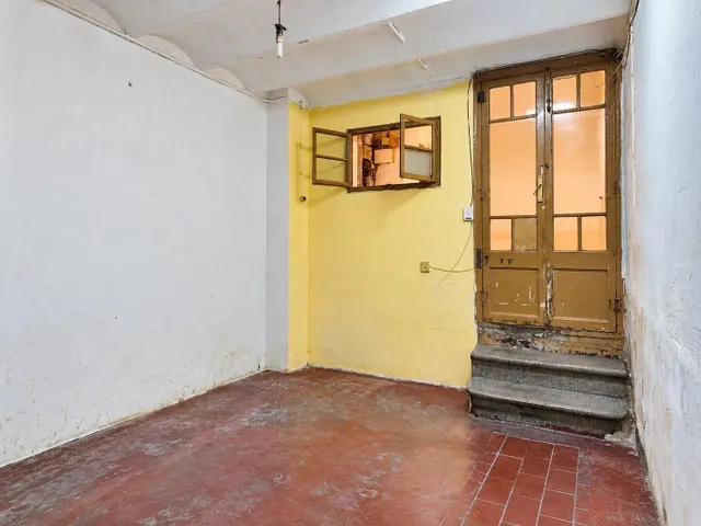 Local con trastienda en venta en calle Aragón, Barcelona: 157 m2 ideal para loft o estudio — 14