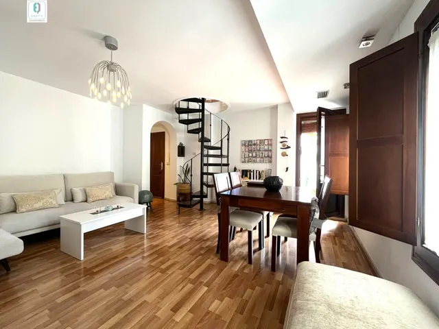 PRECIOSO ÁTICO DÚPLEX EN LA MEJOR ZONA DE LA ZUBIA — 28