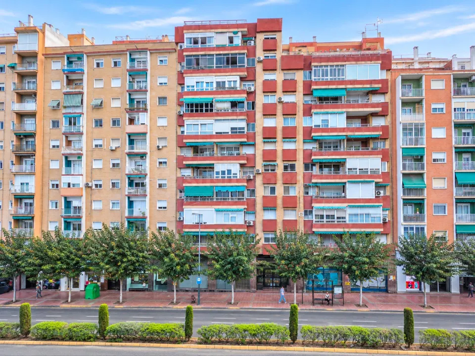 Vivienda reformada de 3 dormitorios y 2 baños en Capitanes Ripoll en Cartagena