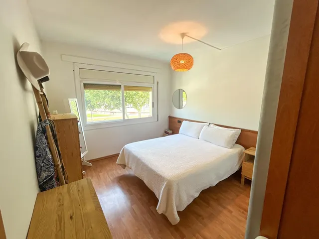 Chalet esquinero con apartamento independiente y piscina en Sant Pere de Ribes — 18