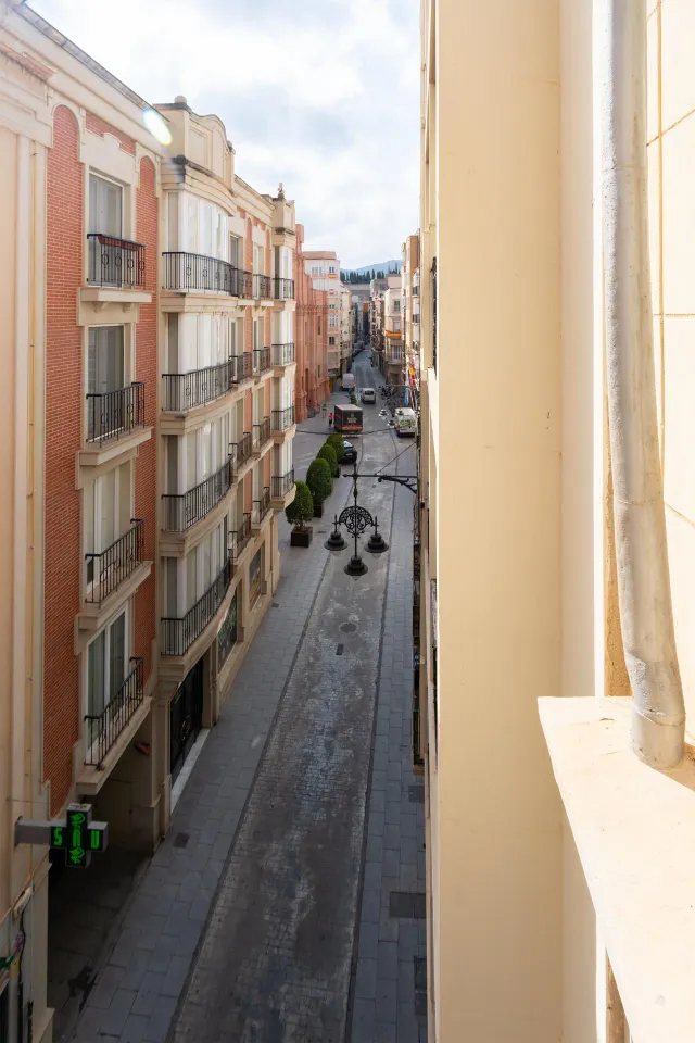 En la calle del Aire, encantador piso que conserva su esencia original — 21