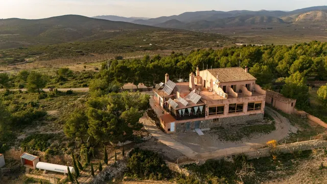 Chalet en plena naturaleza, vistas panorámicas, con Restaura - foto 3