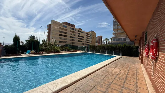 Amplio Apartamento en Alquiler en Benidorm, Zona Hotel Bali - €1450 — 18