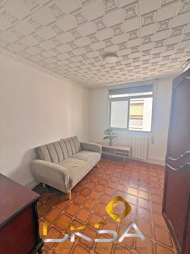 111 m2, 4 habitaciones y terraza comunitaria en un edificio familiar de Vila-real — 8