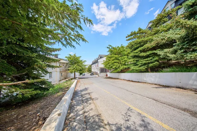 Oportunidad de Inversión en Sierra Nevada: Vivienda Reformad - foto 2