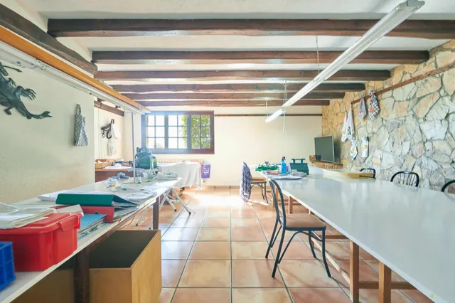 ESPECTACULAR CASA EN LA CORNISA CON VISTAS AL MAR — 34
