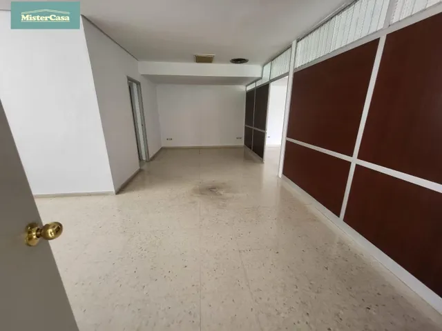 LOCAL COMERCIAL EN VENTA  CENTRICO  . JEREZ DE LA FRONTERA — 7