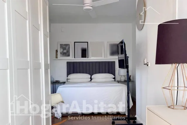Espectacular terraza privada y diseño reformado en este luminoso ático exterior en excelente zona — 15