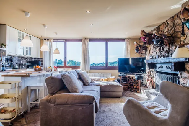 VENTA CHALET EN CASTELLFOLLIT DEL BOIX JARDÍN Y VISTAS!! — 5