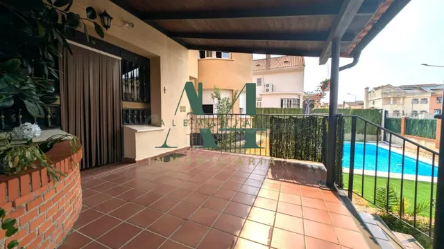 Exclusivo Chalet Reformado en Caceres - R-66 por 594.900€ — 10